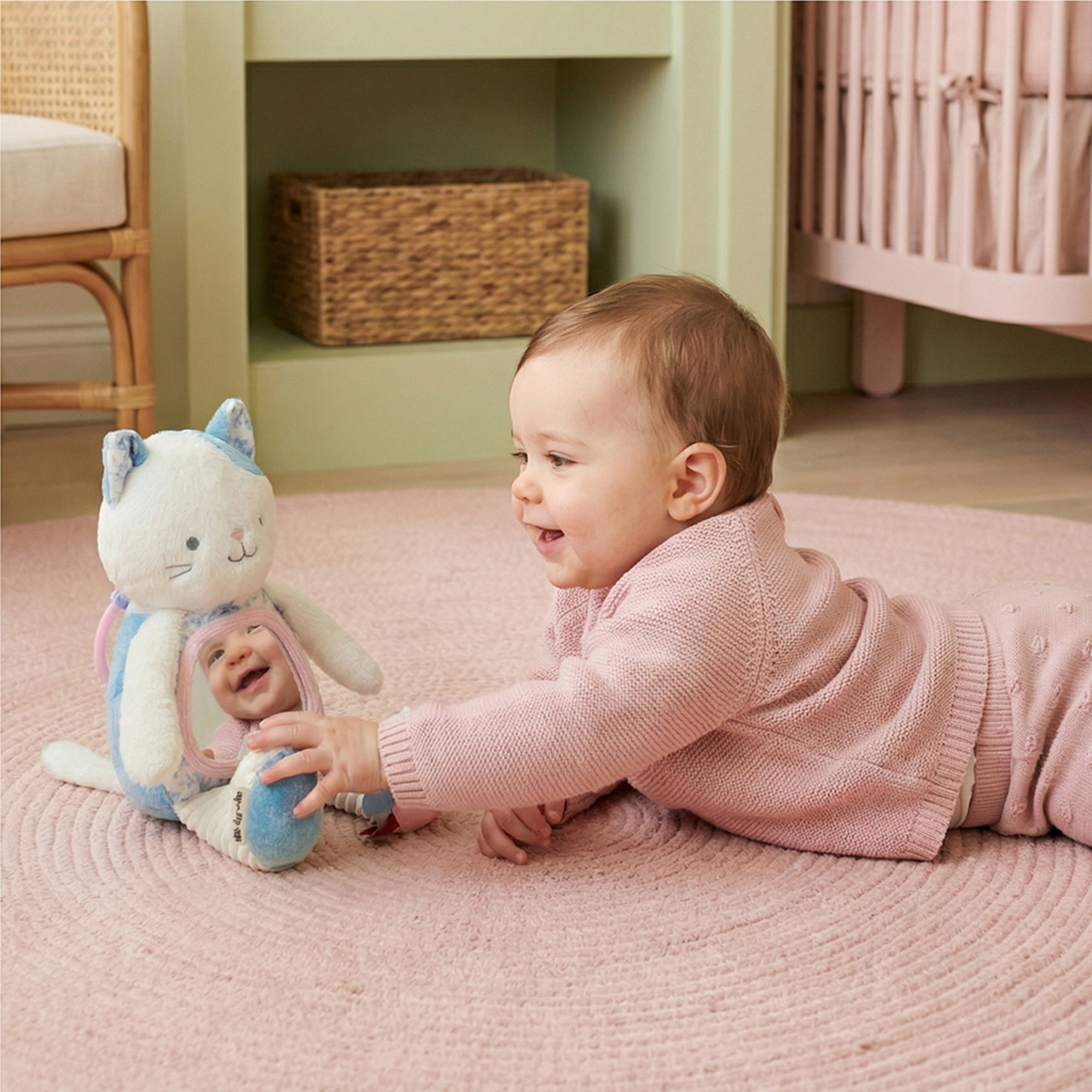 Itzy Bitzy Mirror™ Sensory Tummy Time Mirror - Image 23